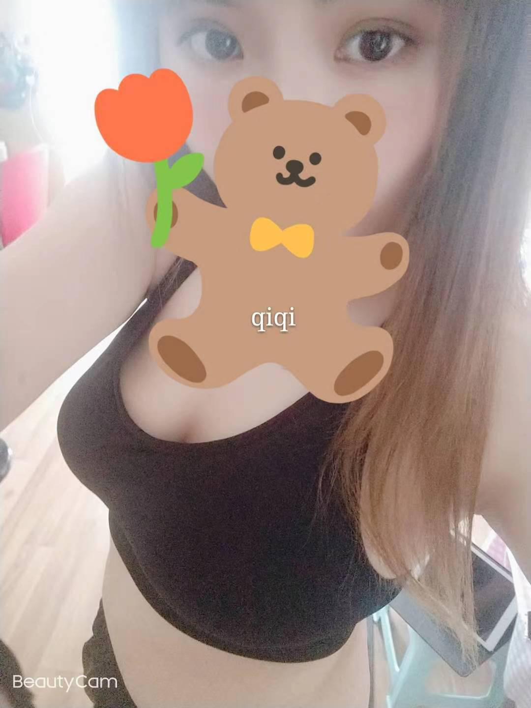 武汉小小mm 长相甜美